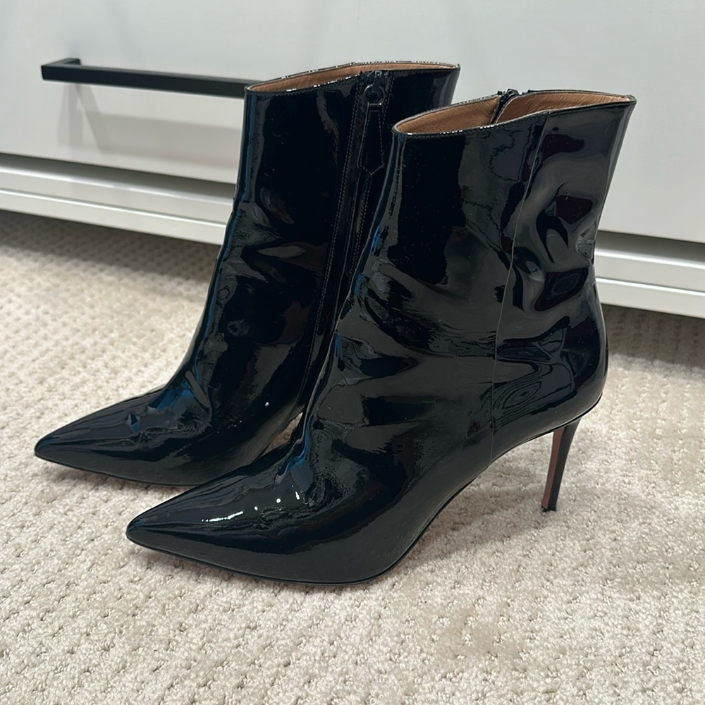Aquazzura Alma patent leather booties